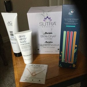 Luxury Fabulous NWT 5pc Beauty Bundle